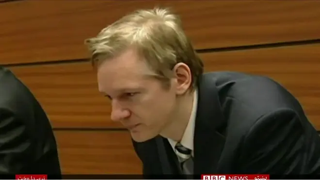 جولين اسانج