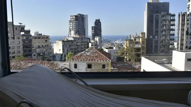 लेबनान में सरकार के ख़िलाफ़ लोगों का ग़ुस्सा चरम पर है.