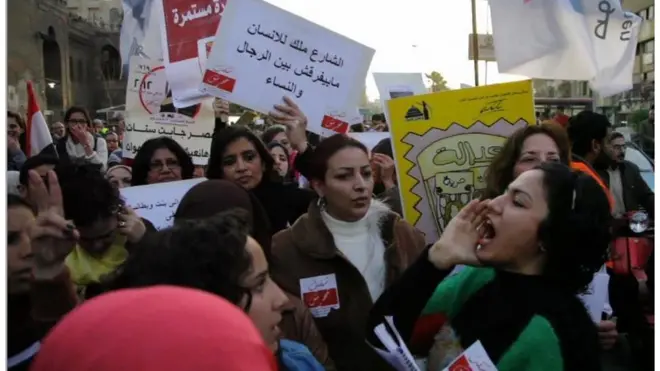 "دخلت عالم الصحافة بالصدفة بعد أن كنت أبحث عن صحفي يكتب عن قضية أبي"