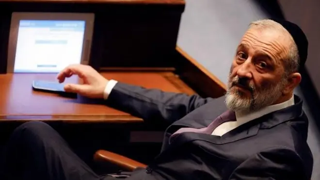 نتنياهو يقيل درعي إذعانا لقرار المحكمة العليا في إسرائيل