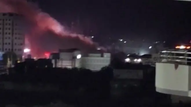 إحدى الصور التي تم تداولها على وسائل التواصل الاجتماعي على أنها للهجوم على فندق حياة في العاصمة مقديشو