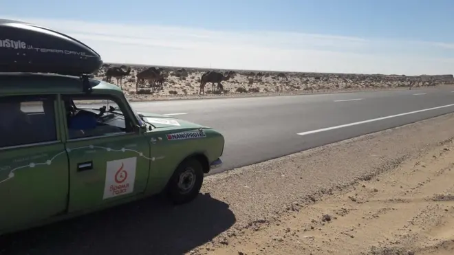 "Москвич" у пустелі Сахара