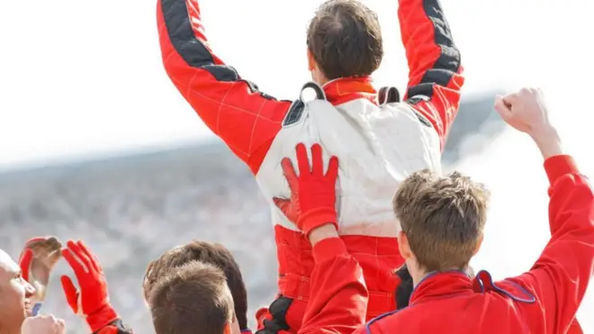 Dalam hal membangun kepercayaan dengan pelanggan dan dalam tim, ternyata keramahan menjadi kunci kesuksesan.