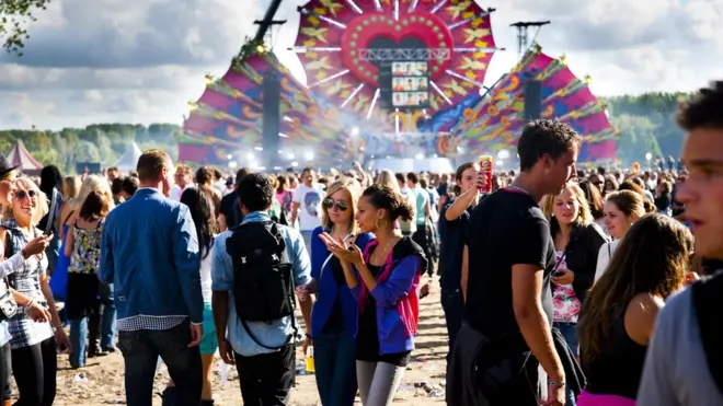 Hollandalı gençler