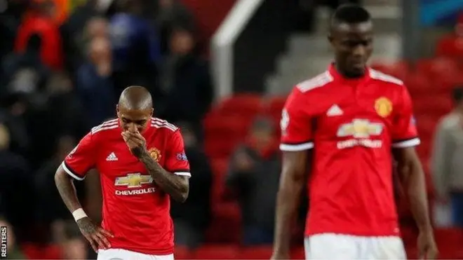 Manchester United cay đắng rời giải sau thất bại trước Sevilla vòng 1/8 UEFA Champions League