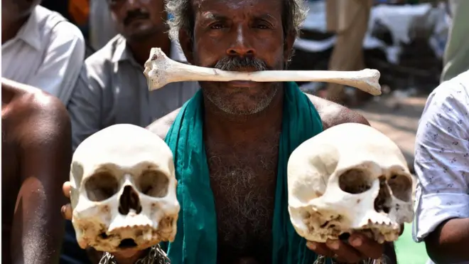 తమిళనాడు రైతులు