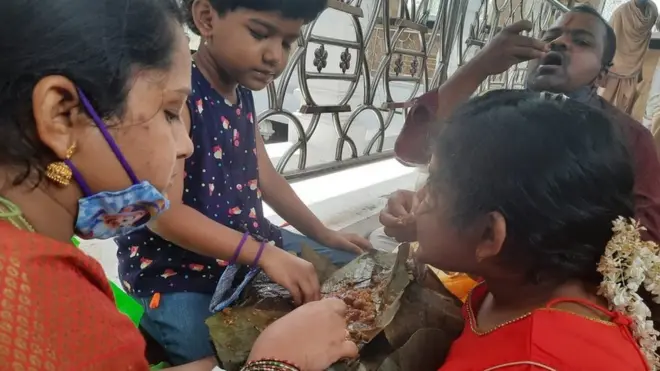 ఈ ప్రసాదం ఎంతో రుచి అని భక్తులు చెబుతుంటారు