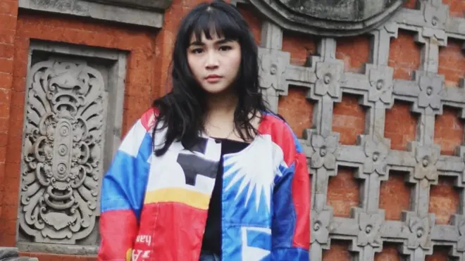 Outer dari limbah kampanye pemilu 2019.