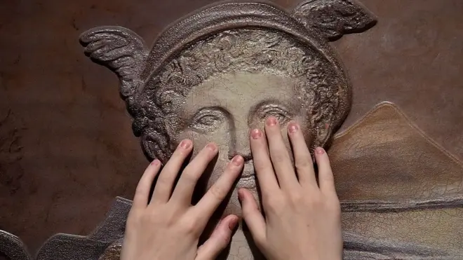 طريقة جديدة كي يتذوق المكفوفون الفن المرئي