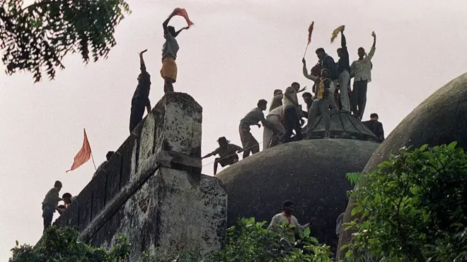 बाबरी मशीद, अयोध्या