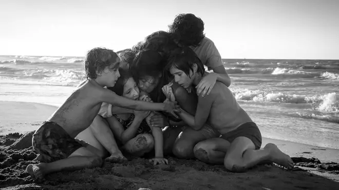 "Roma", del mexicano Alfonso Cuarón, aspira a tres Globos de Oro este domingo en Los Ángeles.