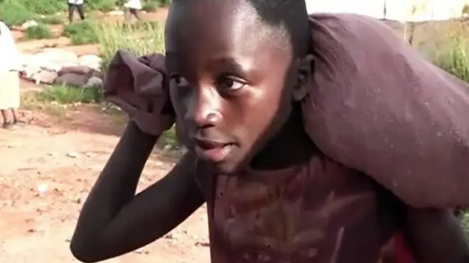 Niño minero en el Congo