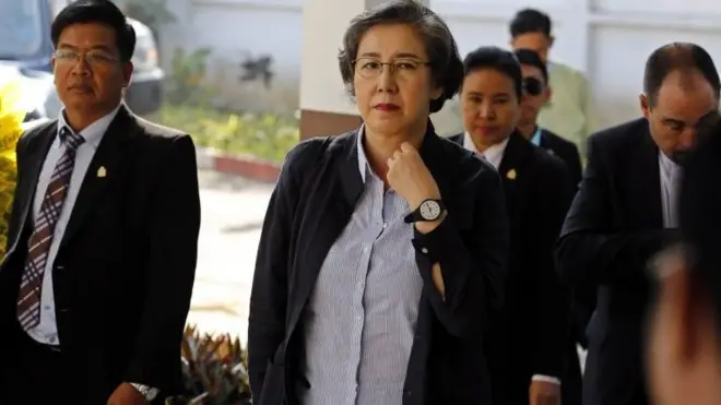 အထူး သဖြင့် ဖွဲ့စည်းပုံ အခြေခံ ဥပဒေ ပြင်ဆင်မဲ့ ကိစ္စတွေကို ဘာတစ်ခု မှ ဆောင်ရွက်တာမျိုး မရှိတဲ့ အပေါ်မှာလည်း လူမှု အဖွဲ့အစည်းတွေ က ဆွေးနွေး