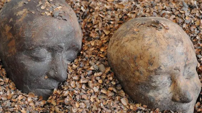 Шоколадні голови