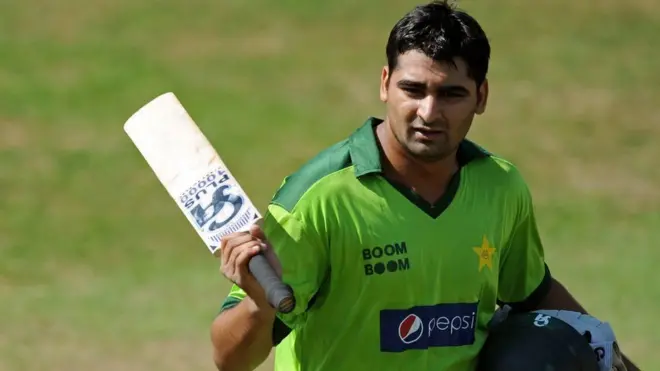 شاہ زیب سے پہلے شرجیل خان، خالد لطیف، ناصر جمشید اور محمد عرفان معطل کیے جاچکے ہیں