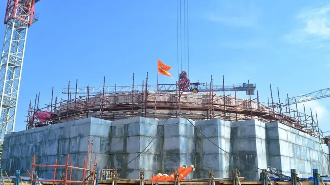 राम मंदिर का निर्माण कार्य ज़ोर शोर से चल रहा है