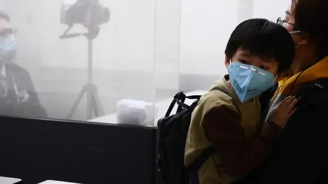 تعليق الرحلات من وإلى مدينة ووهان الصينية للحد من انتشار فيروس كورونا