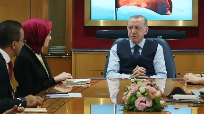 Erdoğan, Rusya'dan dönüşte soruları yanıtladı