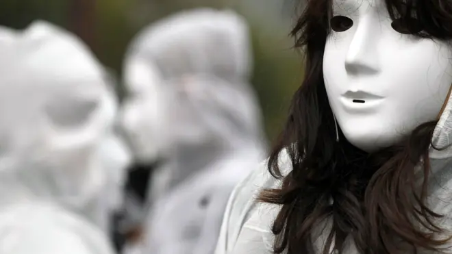 صورة من مسيرة مناهضة للعنف ضد المرأة في باريس - 25 نوفمبر/تشرين الثاني 2010