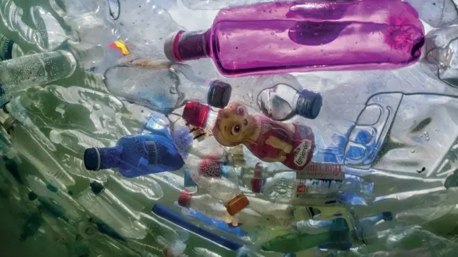 ప్లాస్టిక్ బాటిళ్లు