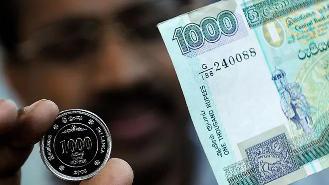 ''රුපියල් ලක්ෂයක වටිනාකම අවුරුදක් තුළ තිස්දාහට අඩු වෙලා.''