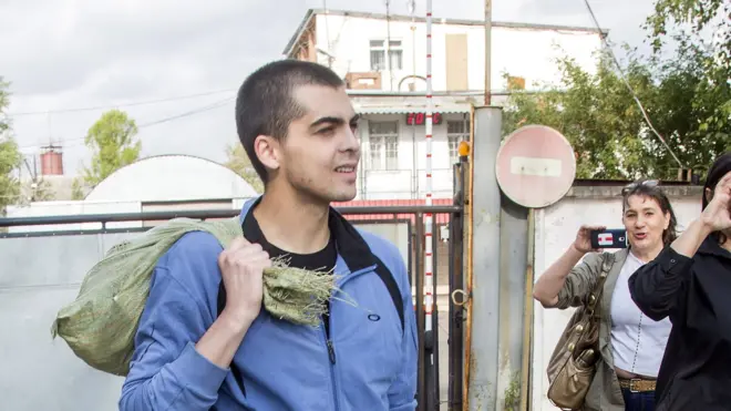 Последние три дня перед освобождением Иван Непомнящих провел в штрафном изоляторе.