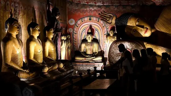 ලෝක උරුම දඹුලු විහාරයේ චිත්‍ර