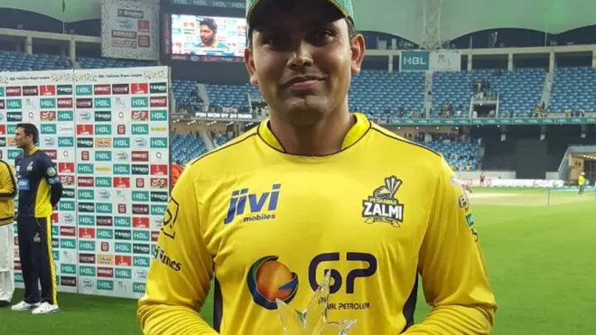 کامران اکمل نے پاکستانی ٹیم میں بحیثیت بیٹسمین کھیلنے کی خواہش بھی ظاہر کررکھی ہے