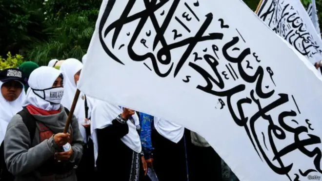 Hizbut Tahrir tidak melancarkan pemberontakan namun mencita-citakan Khilafah.