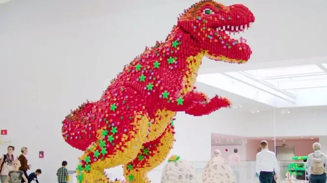 أخترع طوب الليغو في الدنمارك في عام 1958 من قبل غودفريد كيرك كريستيانسن.