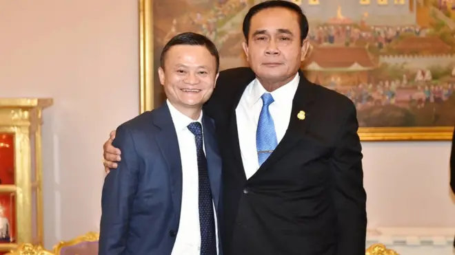 นายแจ็ค หม่า และ พล.อ. ประยุทธ์ จันทร์โอชา