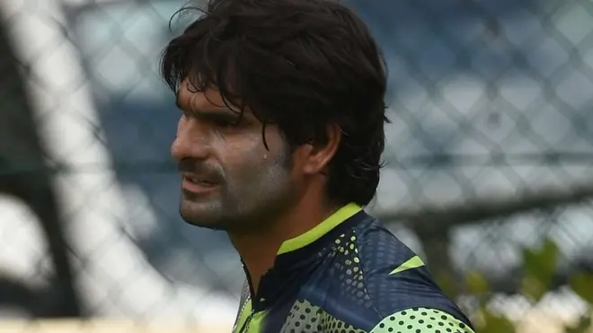 محمد عرفان آخری بار انگلینڈ کے خلاف ہیڈنگلے میں ون ڈے کھیلے تھے جس میں انھوں نے جیسن روئے اور ایلکس ہیلز کی وکٹیں حاصل کی تھیں