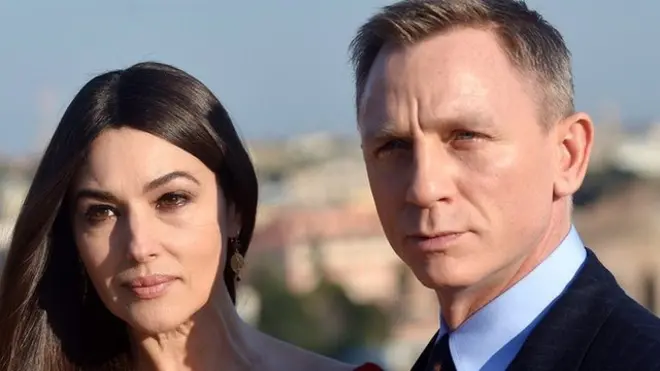 اطلاعات کے مطابق 'سپیکٹر' فلم کے لیے ڈینیل کو تقریباً پونے چار کروڑ پاؤنڈ دیے گئے تھے