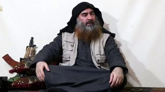 Người được cho là Abu Bakr al-Baghdadi lại xuất hiện trên video mới đây, thề sẽ trả thù cho việc mất lãnh thổ