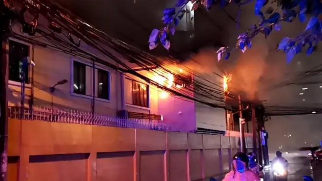 ไฟไหม้ใกล้สถานทูตเยอรมัน