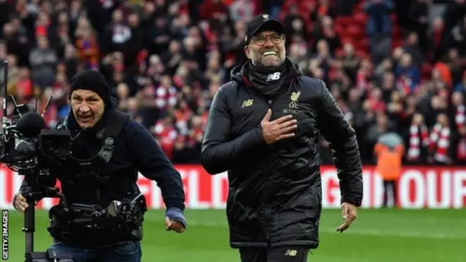 ليفربول يتصدر الدوري الإنجليزي بفارق نقطتين عن مانشستر سيتي