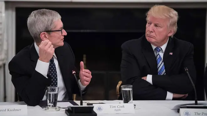 Donald Trump critique Apple