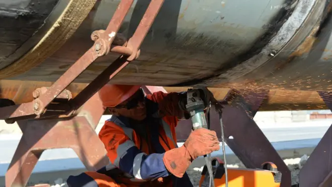 Российские власти планируют завершить строительство Керченского моста к концу 2018 года