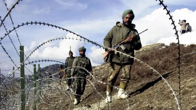 پاکستان اور انڈیا کے تعلقات اڑی حملے کے بعد سے کشیدہ ہیں۔