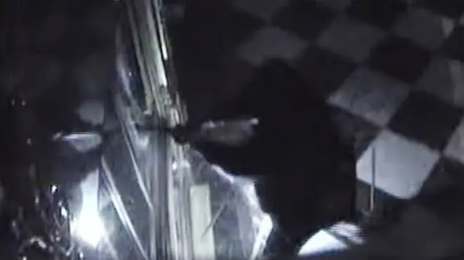 بالفيديو: سرقة مجوهرات من أحد أكبر متاحف الكنوز في أوروبا