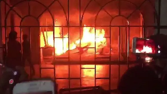 በህንድ ዩኒቨርስቲ የተነሳ የእሳት ቃጠሎ