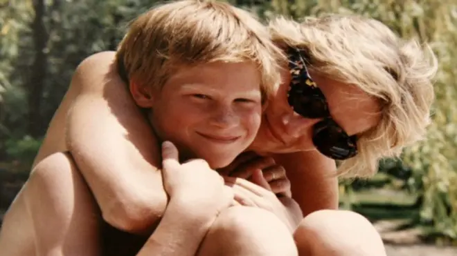 كانت الأميرة ديانا تحب المزاح