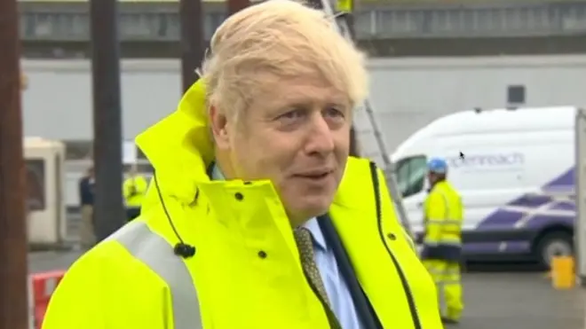 لماذا لا تمشط شعرك أبدا؟