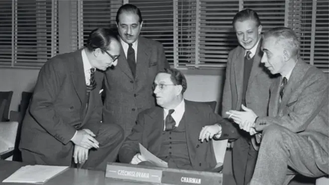 काश्मिरप्रश्नी भारतानं संयुक्त राष्ट्रांचा प्रस्ताव फेटाळून लावला होता?