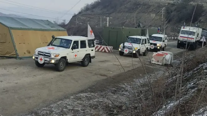 Qırmızı Xaç maşınları