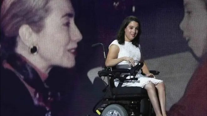 Anastasia Somoza ofreció un discurso en apoyo a Hillary Clinton en la Convención Demócrata.