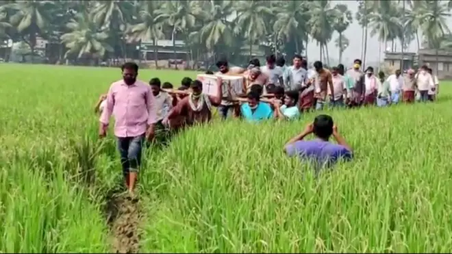 ఏ.వేమవరంలో దళితుల స్మశాన సమస్య