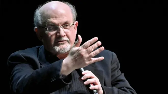 Salman Rushdie foi atacado durante palestra no oeste do estadocomo declarar imposto de renda apostas esportivasNova York