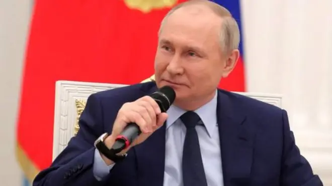 د روسیې ولسمشر ولادمیر پوتین