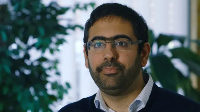 Miqdaad Versi melayangkan surat keberatan ke media atas berita-berita soal Islam/Muslim yang ia anggap tidak akurat.